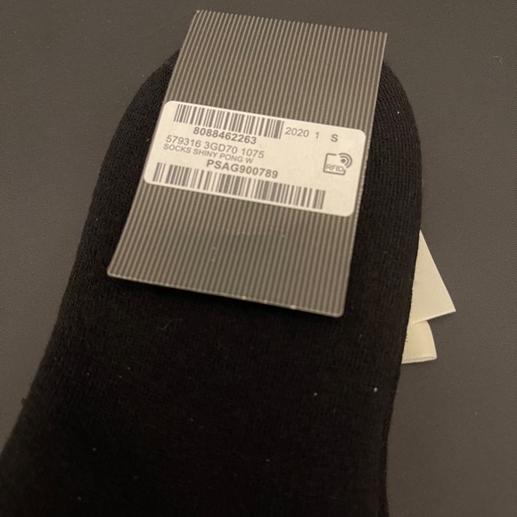 GUCCI Metallic Logo Crew Socks In Black Shiny Pong - Picture 7 of 9